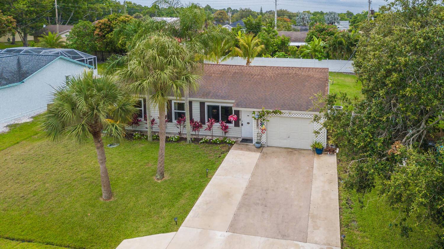 1967 SE Dranson CIR, Port Saint Lucie, FL 34952