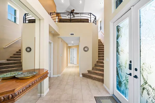 Palm Beach Gardens, FL 33418,130 Sunset Cove LN