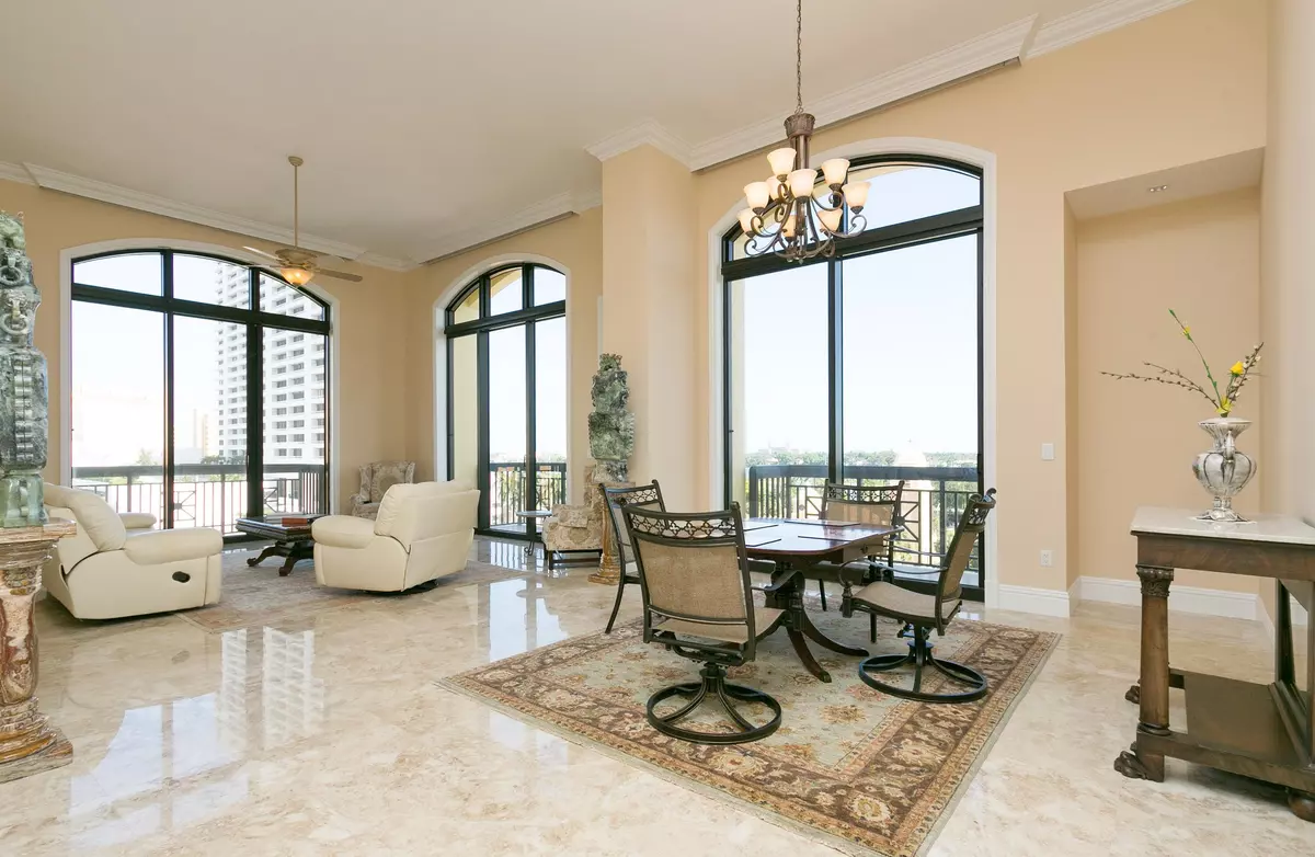 West Palm Beach, FL 33401,701 S Olive AVE 414