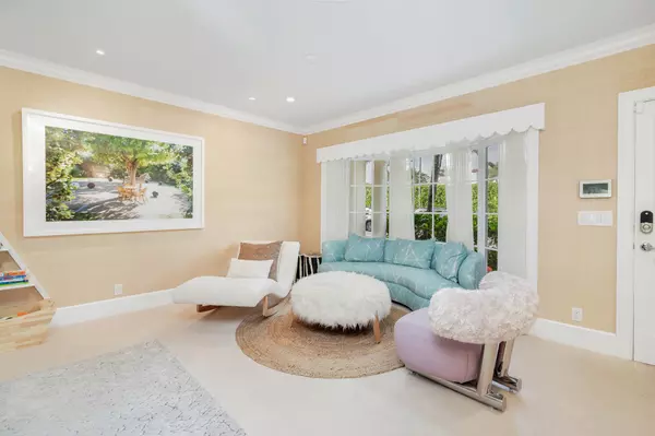 Palm Beach, FL 33480,240 El Dorado LN