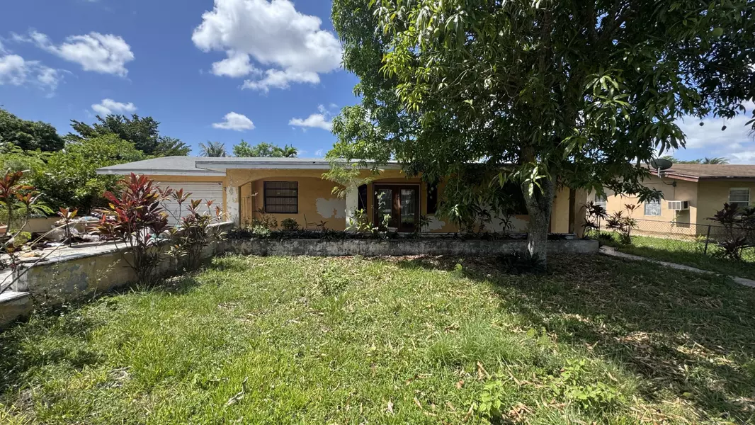 1428 NW 97th ST, Miami, FL 33147