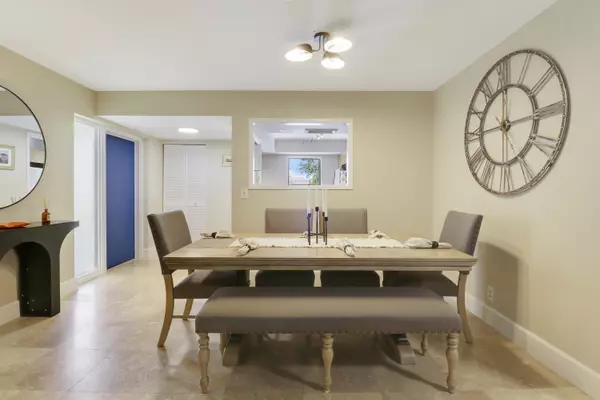 West Palm Beach, FL 33401,1700 Presidential WAY 201