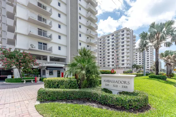 Highland Beach, FL 33487,3221 S Ocean BLVD 704