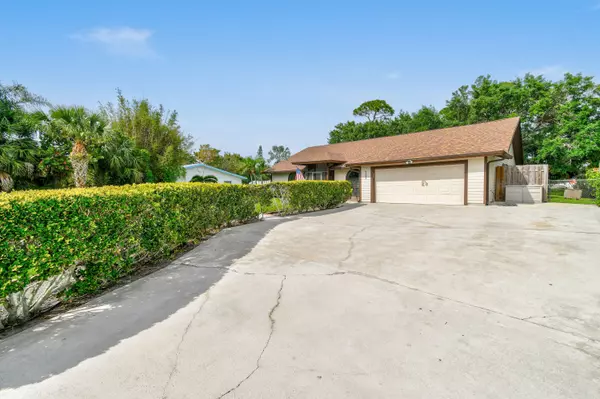 Hobe Sound, FL 33455,6385 SE Circle ST