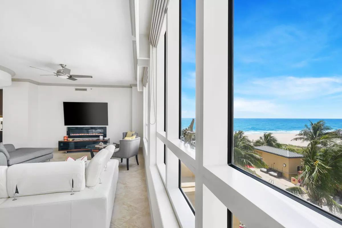 Singer Island, FL 33404,3800 N Ocean DR 650