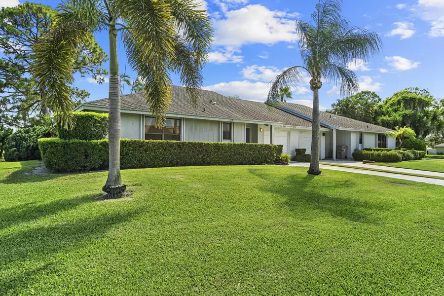 6166 Brandon ST, Palm Beach Gardens, FL 33418