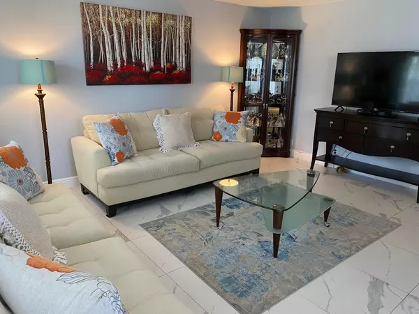 Delray Beach, FL 33484,579 Normandy M