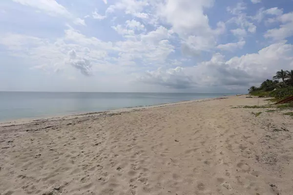 Highland Beach, FL 33487,3594 S Ocean BLVD 301