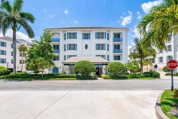 9037 Somerset Bay LN 302, Vero Beach, FL 32963