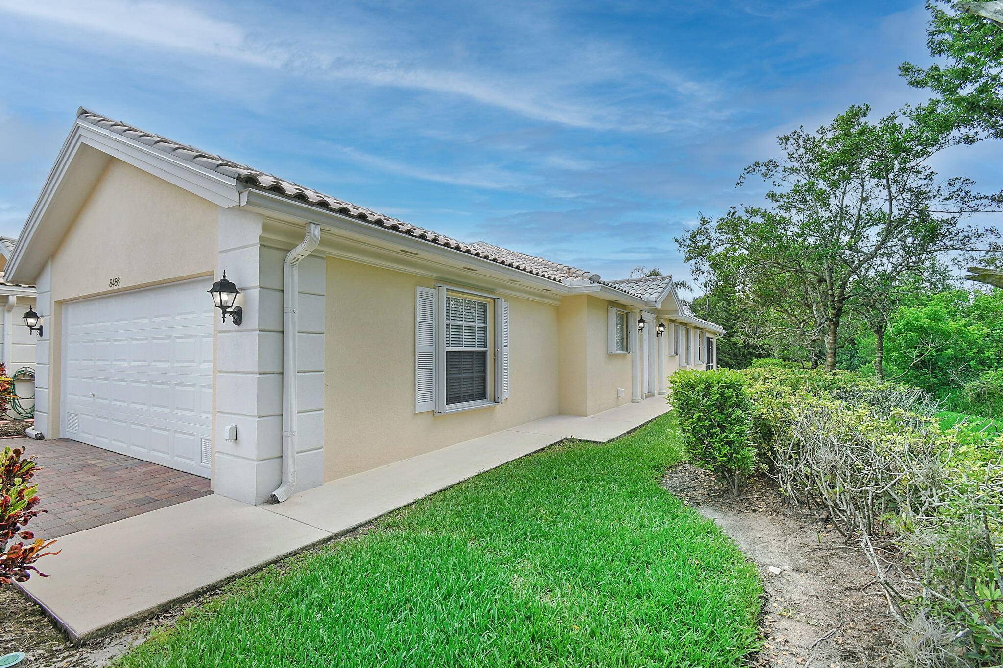 8486 SE Retreat DR, Hobe Sound, FL 33455