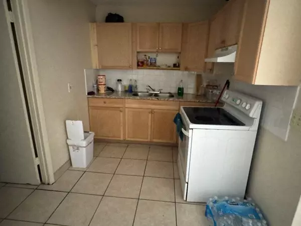 Lake Worth Beach, FL 33460,412 S F ST