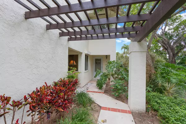 Juno Beach, FL 33408,204 Sea Oats DR D