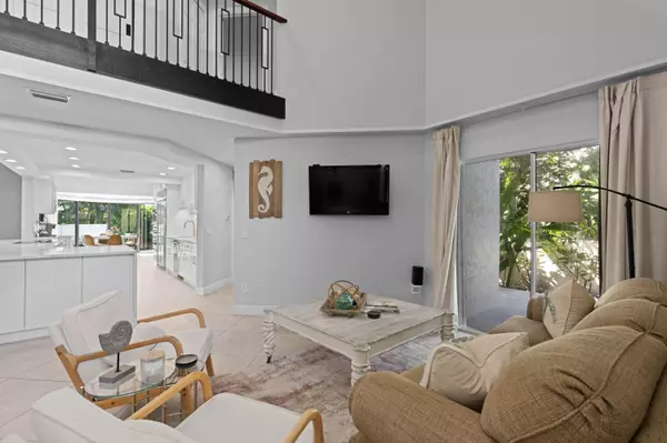 Delray Beach, FL 33483,1050 Brooks LN