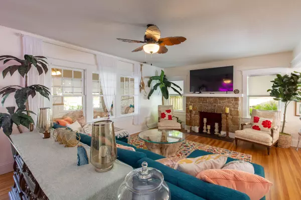 West Palm Beach, FL 33407,435 56th ST