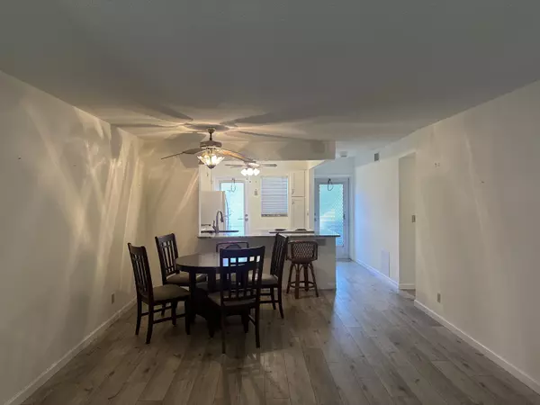 Boynton Beach, FL 33435,2102 NE 1st Way 101