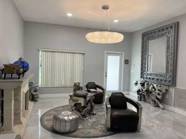 Wellington, FL 33449,10664 Paso Fino DR