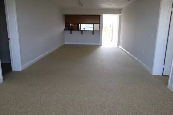 West Palm Beach, FL 33409,3507 Village BLVD 401