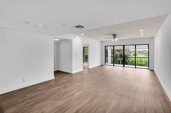 West Palm Beach, FL 33401,1701 Presidential WAY A201