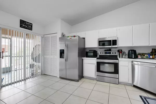 Tamarac, FL 33321,7537 Trent DR 203