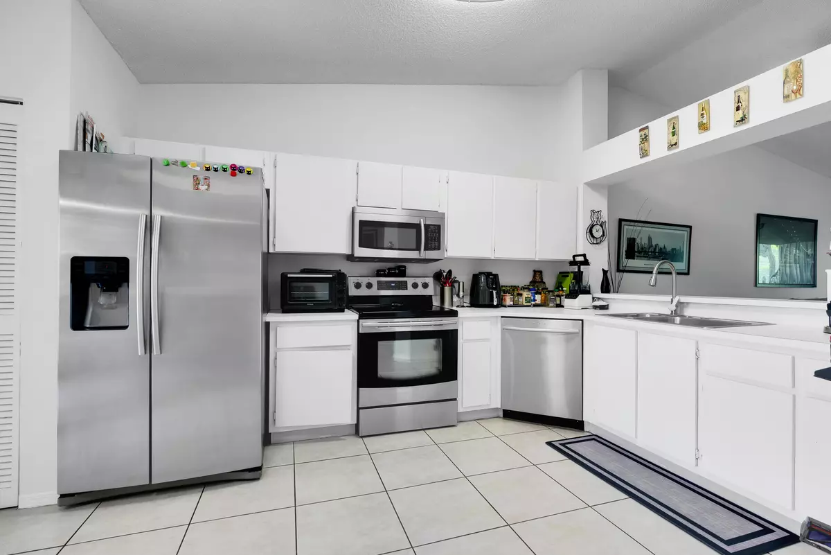 Tamarac, FL 33321,7537 Trent DR 203