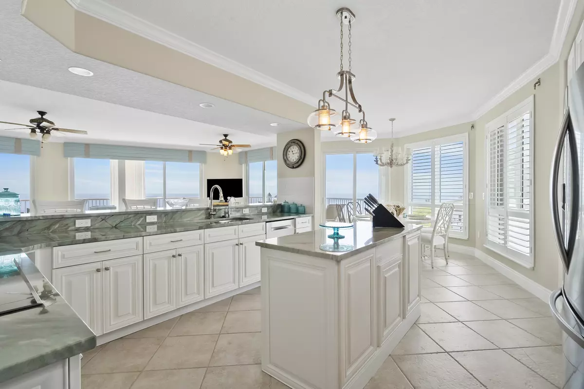 Hutchinson Island, FL 34949,4160 N Highway A1a 507