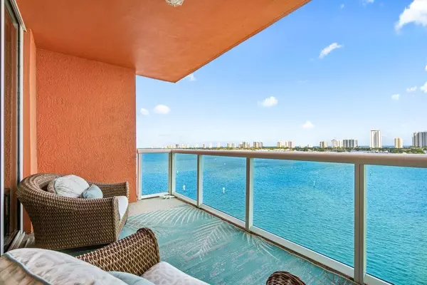 Riviera Beach, FL 33404,2640 Lake Shore DR 908