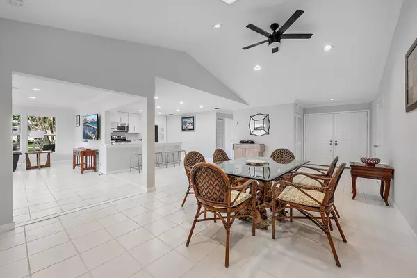 Palm Beach Gardens, FL 33418,6170 Brandon ST