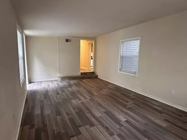 Lake Worth Beach, FL 33460,808 N Palmway A