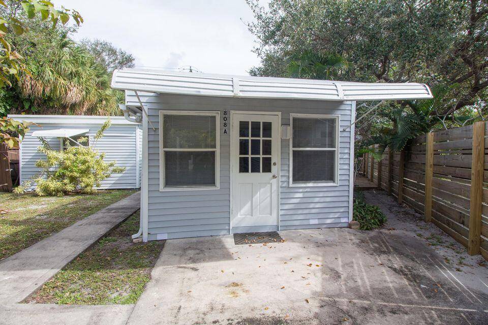 808 N Palmway A, Lake Worth Beach, FL 33460