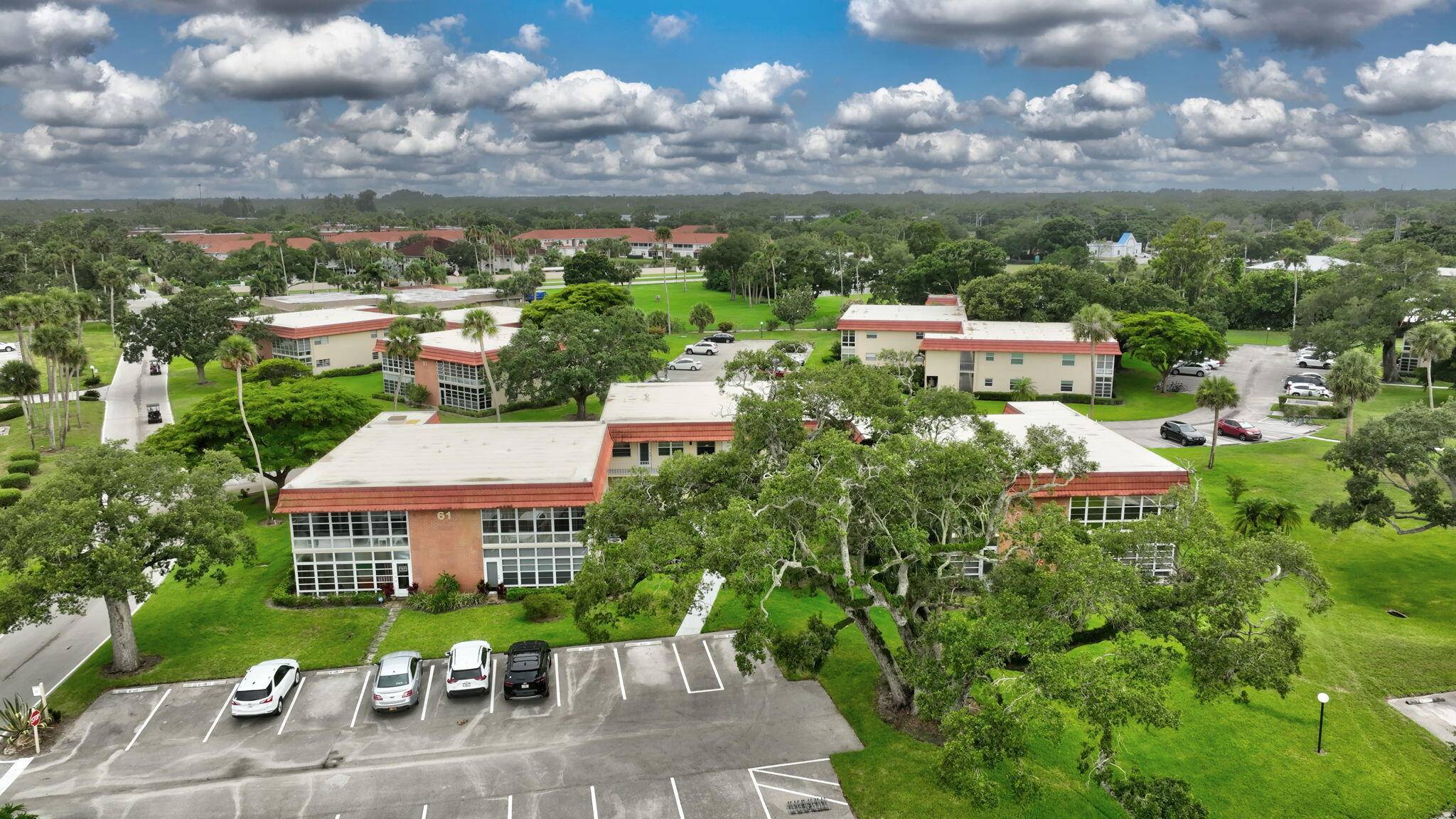 Vero Beach, FL 32962,61 Woodland DR 103