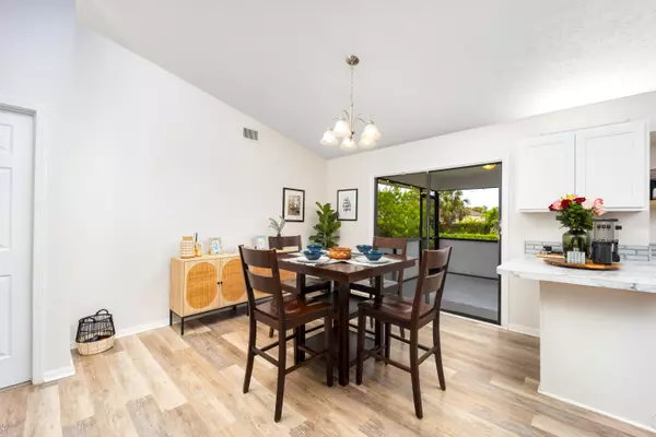 Port Saint Lucie, FL 34983,782 NW Kilpatrick AVE