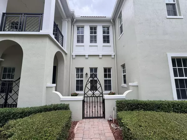 Boca Raton, FL 33487,8209 NW 8th WAY