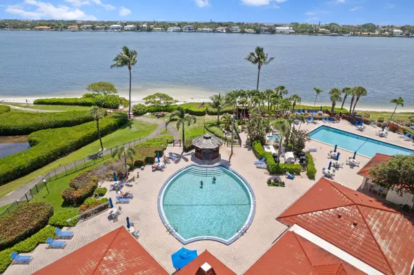 Hypoluxo, FL 33462,110 Half Moon CIR F3