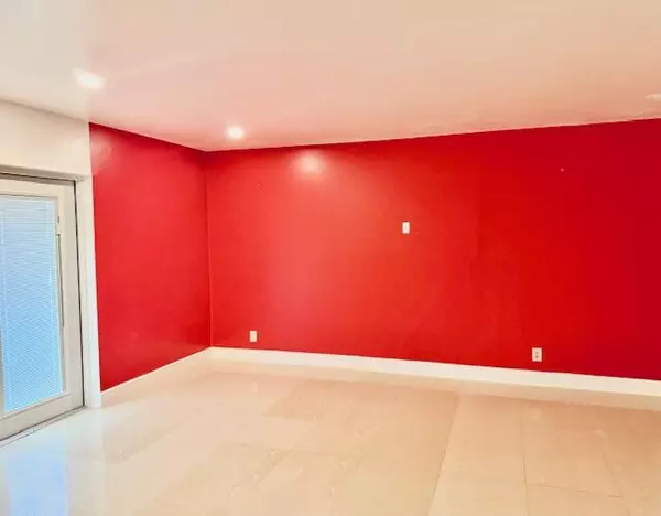 Lauderhill, FL 33313,2271 NW 48th TER 105