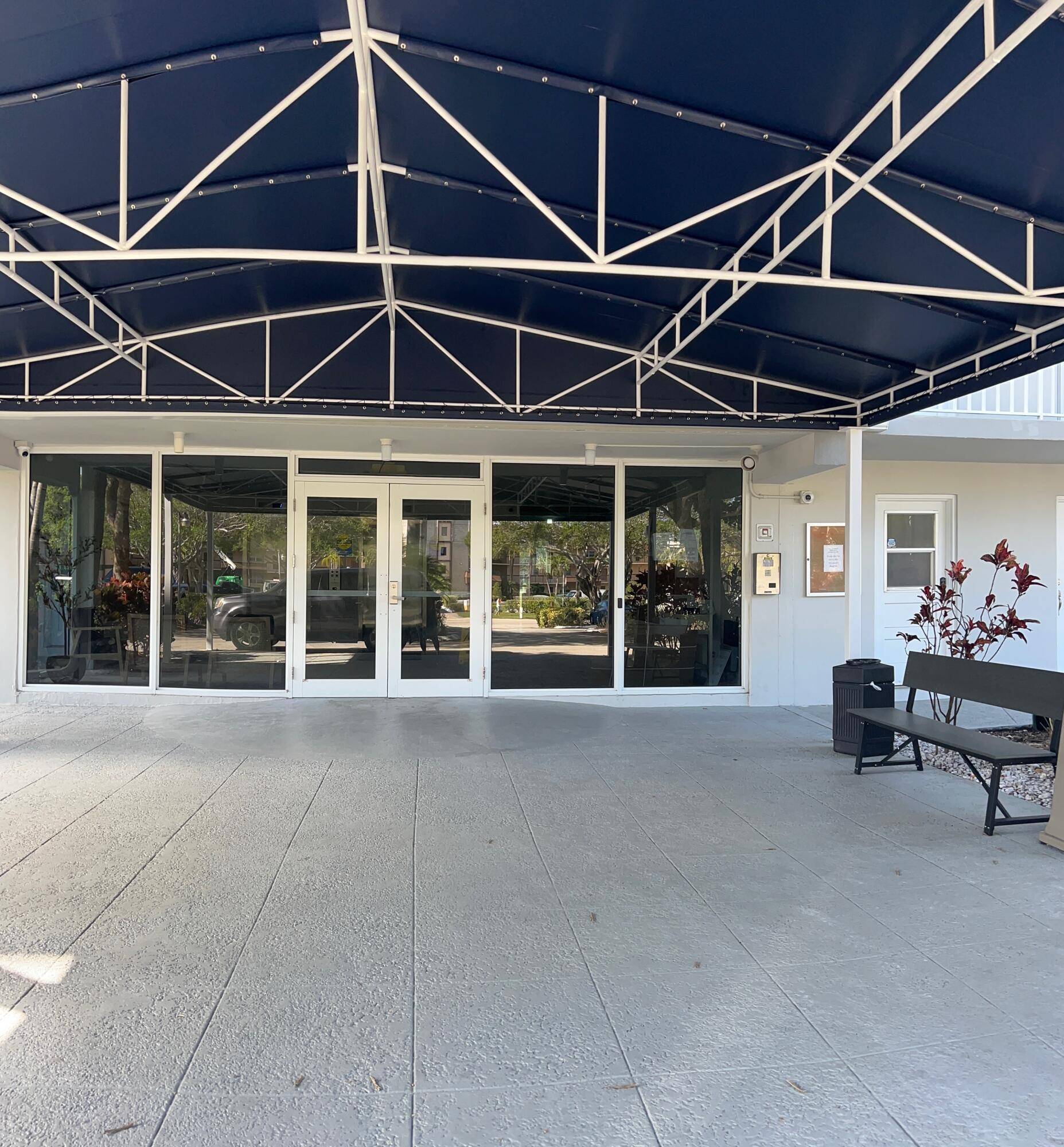 Boca Raton, FL 33487,6161 NW 2nd AVE 322