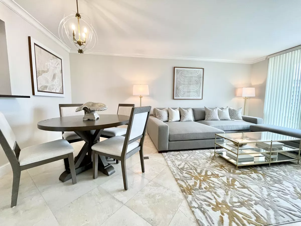 Boca Raton, FL 33432,99 SE Mizner BLVD 625
