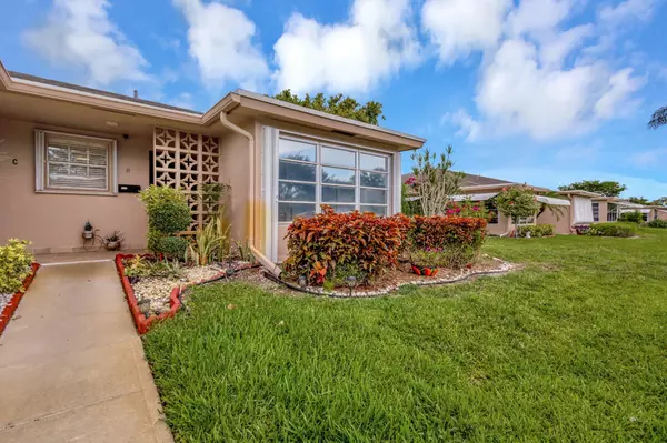 Delray Beach, FL 33445,1232 W W Club DR D