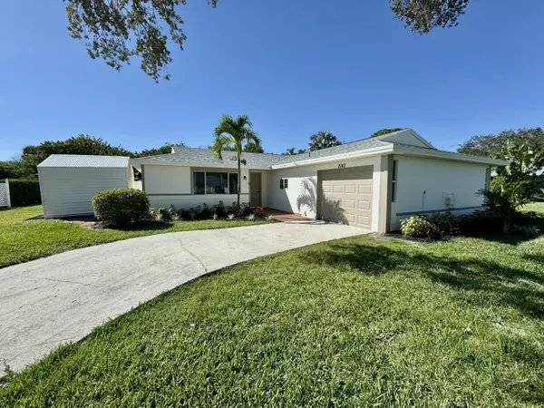 Vero Beach, FL 32962,2143 SE 4th CT