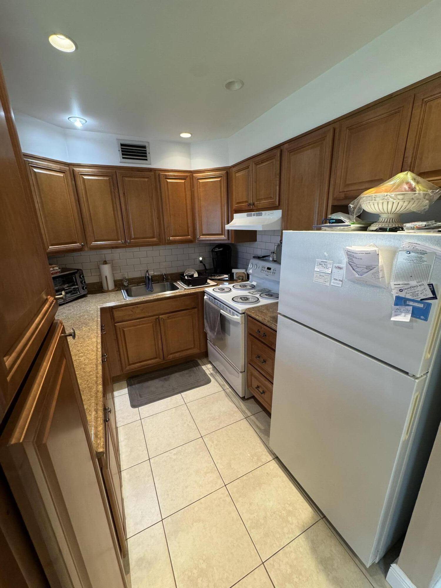 Delray Beach, FL 33446,477 Brittany J 477
