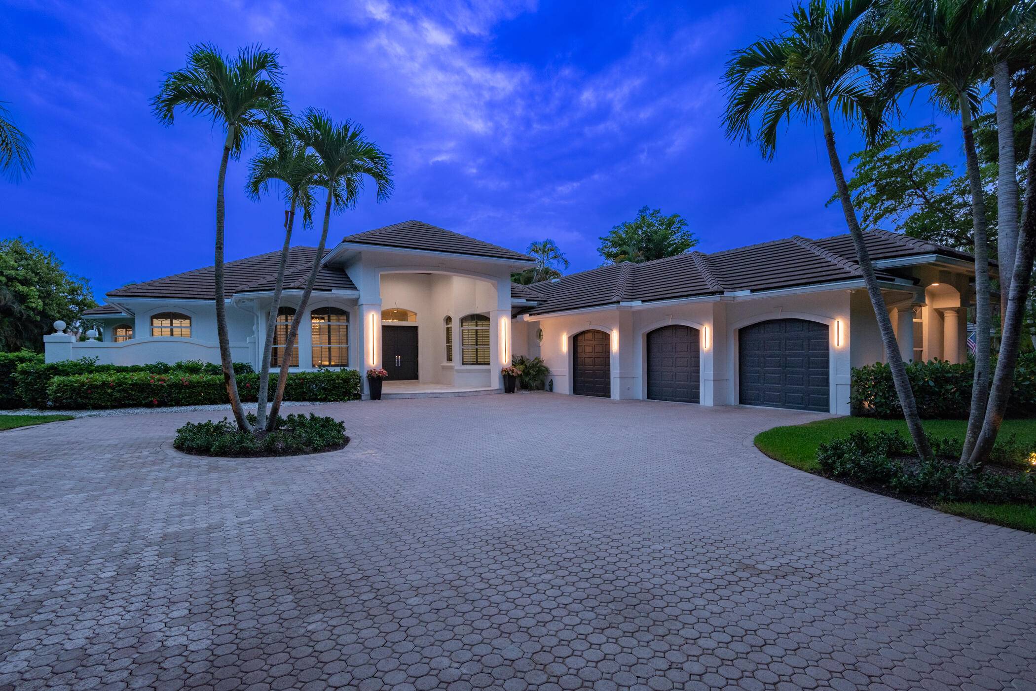 Palm Beach Gardens, FL 33418,8246 Man O War RD