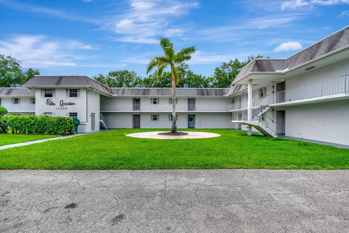 Palm Beach Gardens, FL 33410,10249 N Military TRL 206
