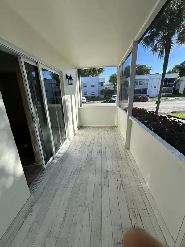 883 S Normandy 883, Delray Beach, FL 33484