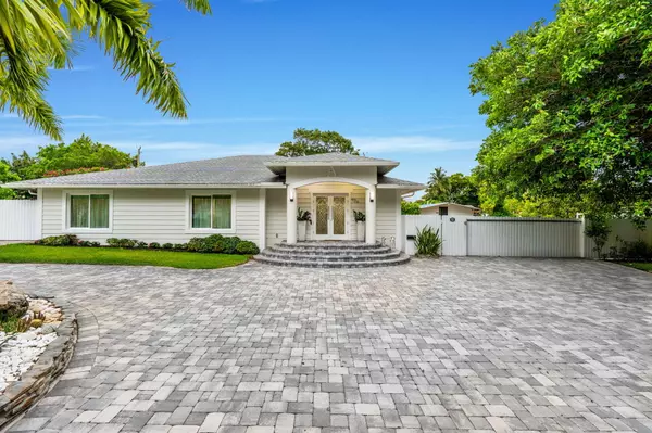 West Palm Beach, FL 33401,936 Upland RD