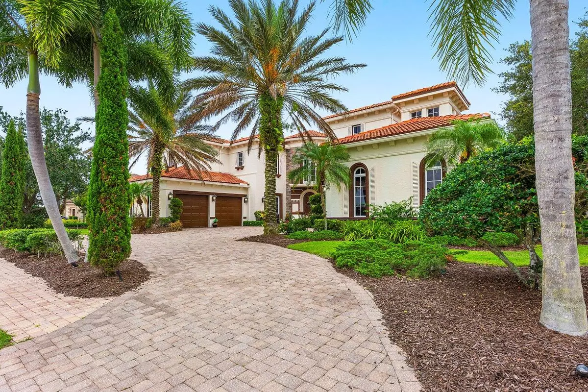 Port Saint Lucie, FL 34984,126 SE Mira Lavella