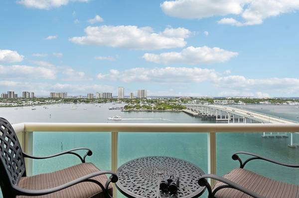 2640 Lake Shore DR 1510, Riviera Beach, FL 33404