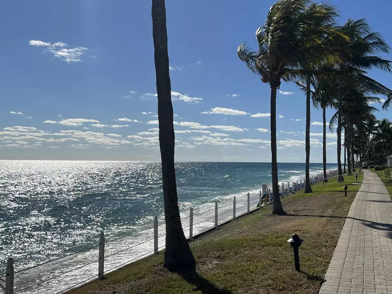 400 S Ocean BLVD 103a, Manalapan, FL 33462