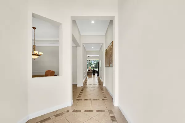 Port Saint Lucie, FL 34986,7653 Greenbrier CIR