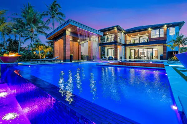 Lantana, FL 33462,416 S Lake DR