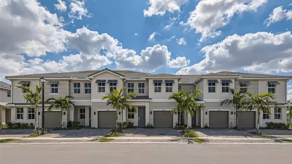 212 SW 171st LN, Pembroke Pines, FL 33027