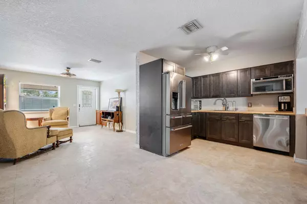 Jupiter, FL 33458,1216 Neoga ST